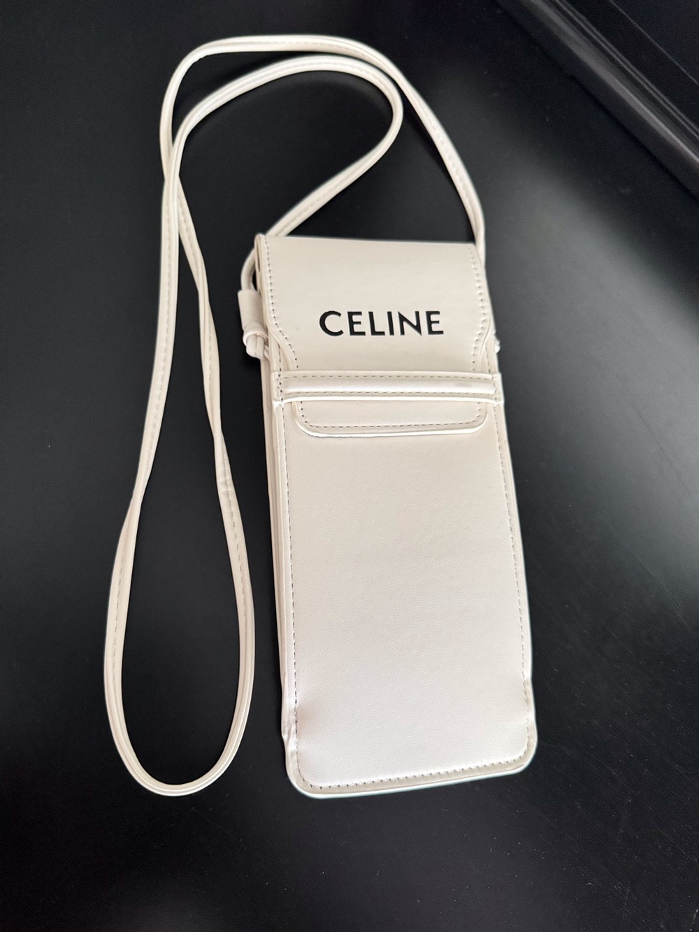 CELINE White Crossbody sunglasses / phone pouch - Picture 3 of 11
